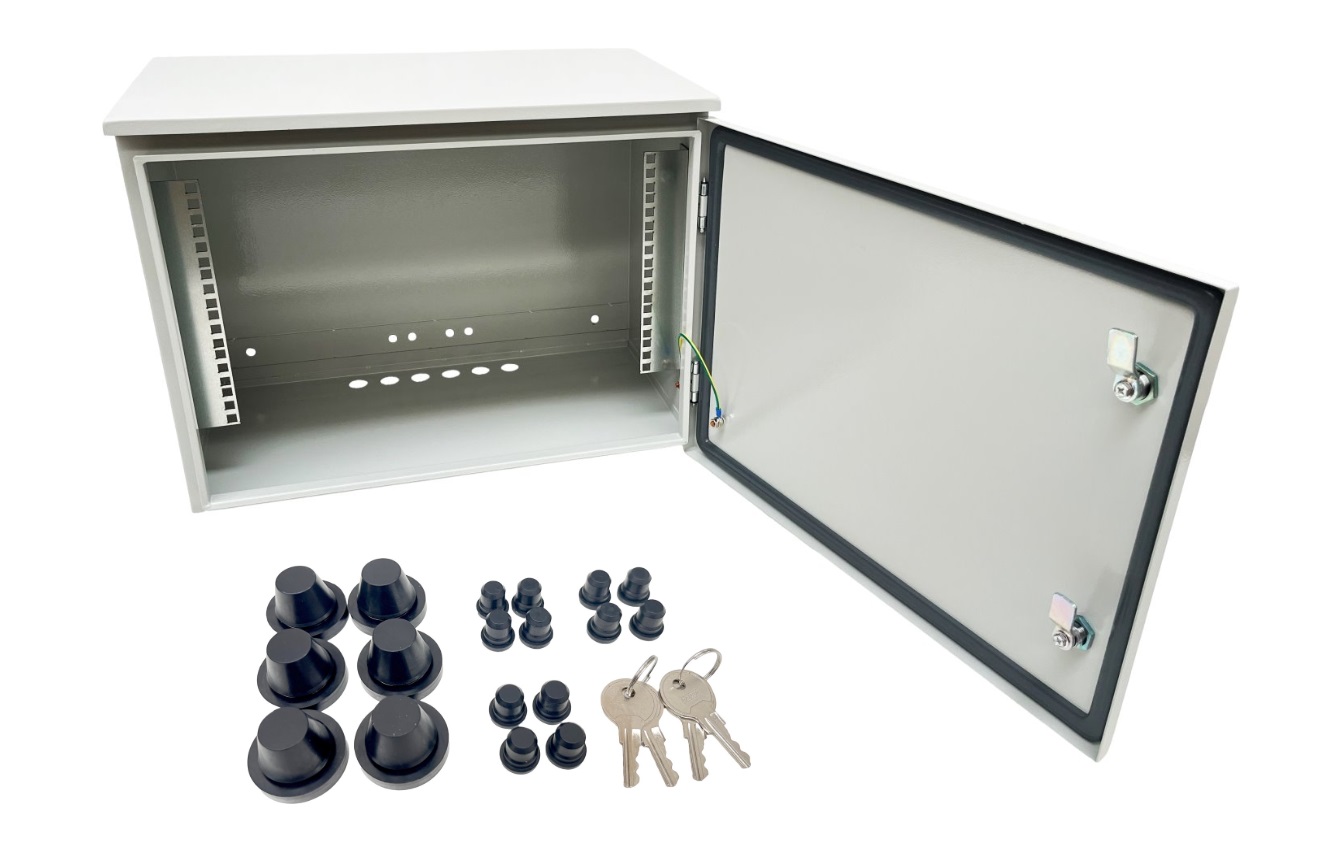 CP Omara Outdoor 12U 320