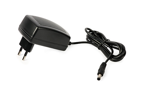 Napajalni usmernik DC 18V / 1A